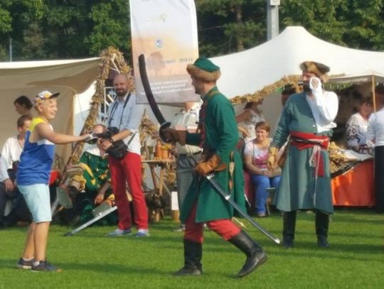 Trwają Dożynki Prezydenckie w Spale Trwają Dożynki Prezydenckie w Spale