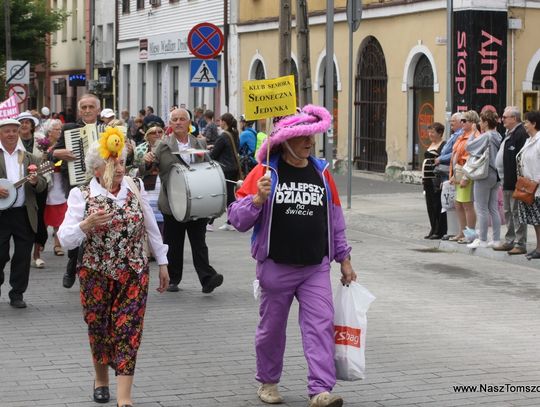 Kolorowa parada przeszła ulicami miasta