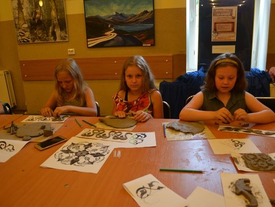 Wakacyjne warsztaty ceramiki w DOK-u