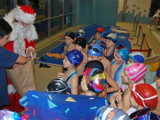 Mikołajkowe Zawody Pływackie