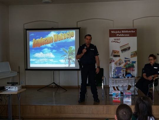 W bibliotece jak w kalejdoskopie, czyli 101 pomysłów na wakacje