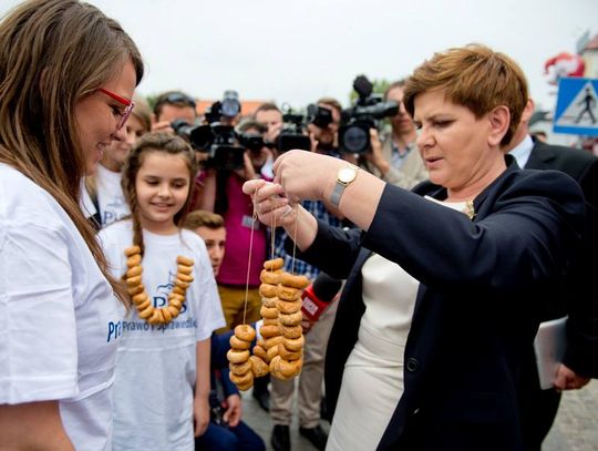 Szydłobus przejechał przez Tomaszów Szydłobus przejechał przez Tomaszów