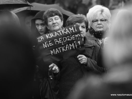 Protestowały na czarno