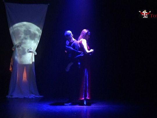 "Trzcina nigdy nie wyjdzie z człowieka" "Trzcina nigdy nie wyjdzie z człowieka"