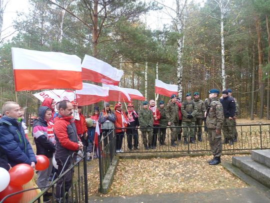 Uczcili Święto Niepodległości w kajakach