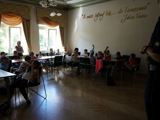 W bibliotece jak w kalejdoskopie, czyli 101 pomysłów na wakacje