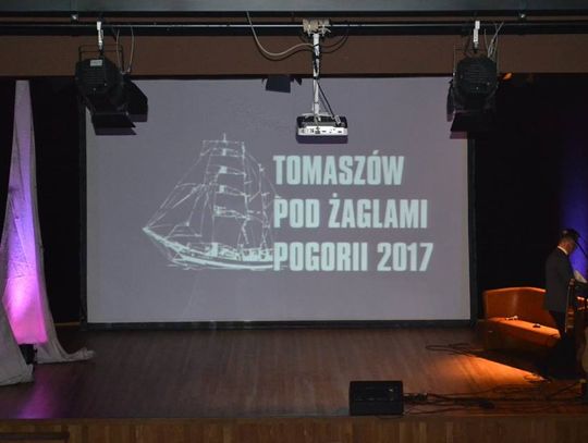 Tomaszowianie w rejsie na Pogorii