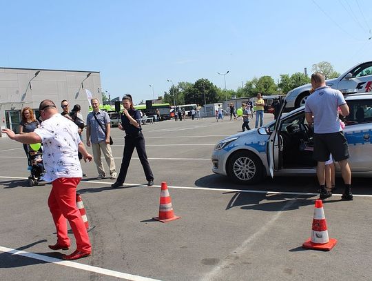 Tomaszowscy policjanci podczas dni otwartych w MZK