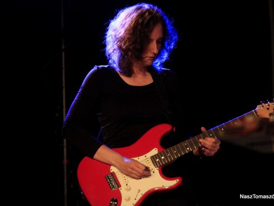 Gorący wieczór w bluesowym klimacie Gorący wieczór w bluesowym klimacie