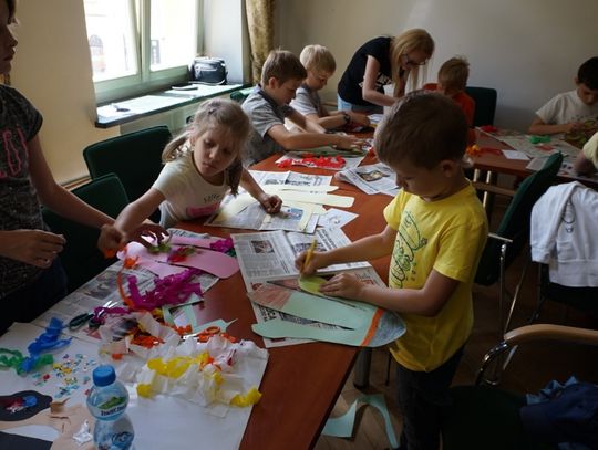 W bibliotece jak w kalejdoskopie, czyli 101 pomysłów na wakacje