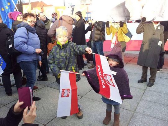 Tomaszowianie na warszawskim marszu