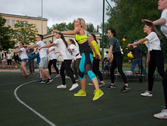 Festyn &quot;Czas na zdrowie&quot; w Gimnazjum nr 6 im. ks. Jana Twardowskiego