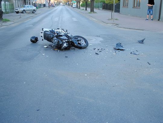 Tragiczny wypadek motocyklisty w Tomaszowie Mazowieckim. Policja apeluje o ostrożność