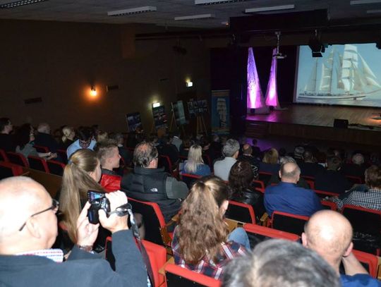 Tomaszowianie w rejsie na Pogorii