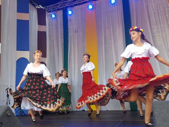 Trwają Dożynki Prezydenckie w Spale Trwają Dożynki Prezydenckie w Spale