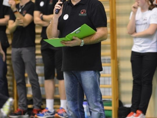 Zakończenie  ceremonii podsumowującej turniej "Siatkarskie Mikołaje"