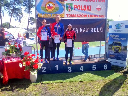 22 medale Torowych Mistrzostw Polski w jeździe szybkiej na wrotkach dla Tomaszowa