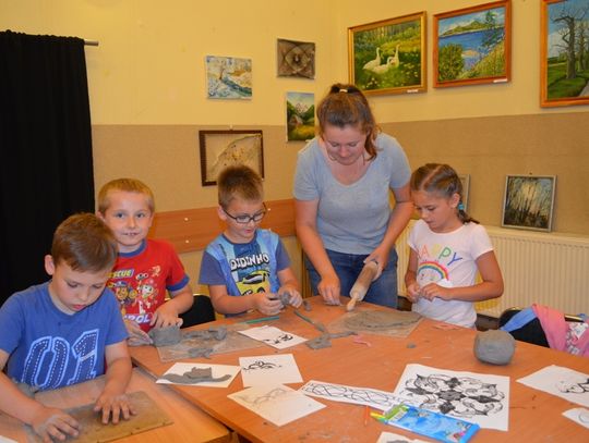 Wakacyjne warsztaty ceramiki w DOK-u