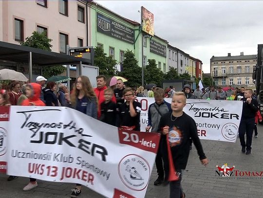 Parada uliczna na Dniach Tomaszowa 2018