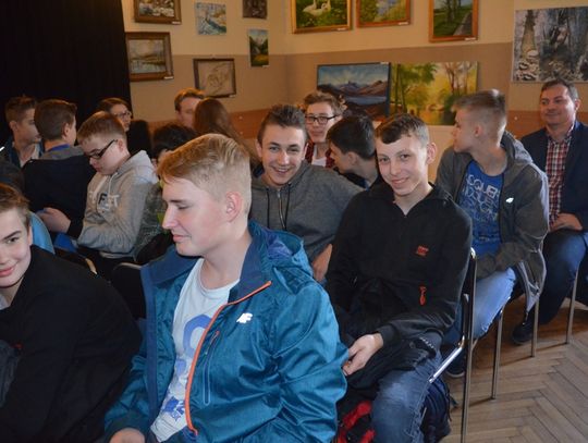 Między okupacją a "niewolą