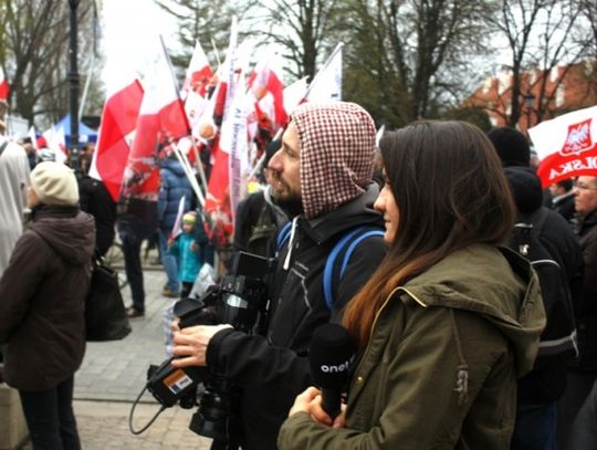 (Foto i Video) Tomaszowianie na obchodach rocznicy tragedii w Smoleńsku (Foto i Video) Tomaszowianie na obchodach rocznicy tragedii w Smoleńsku