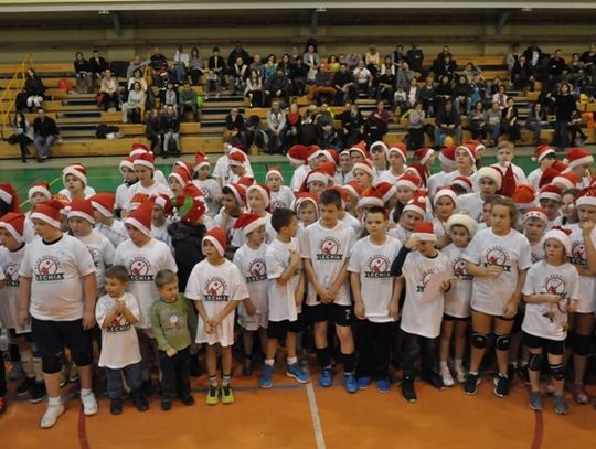 Najmłodsi spośród Siatkarskich Mikołajów 