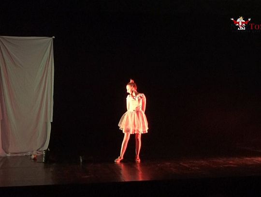 "Trzcina nigdy nie wyjdzie z człowieka" "Trzcina nigdy nie wyjdzie z człowieka"