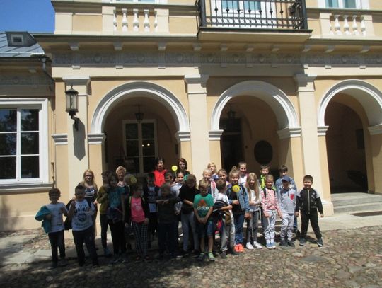 W bibliotece jak w kalejdoskopie, czyli 101 pomysłów na wakacje