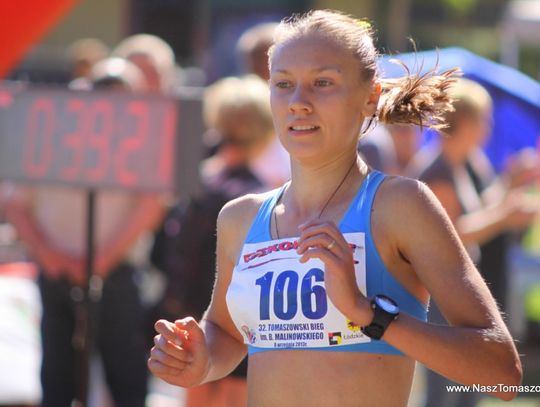 Pierwsze miejsce wśród kobiet zajęła Natalia Batrak z Ukrainy, druga była Wanda Panfil...