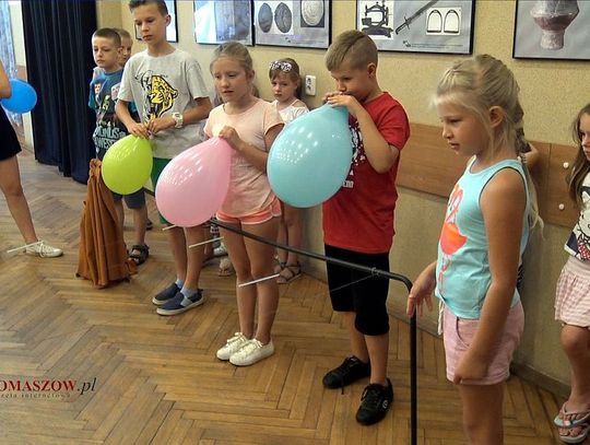 „Bańkowo-balonowe zabawy animacyjne”