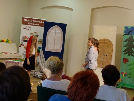 W bibliotece jak w kalejdoskopie, czyli 101 pomysłów na wakacje