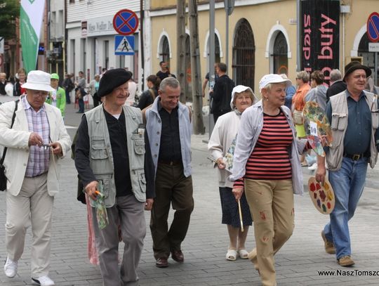 Kolorowa parada przeszła ulicami miasta