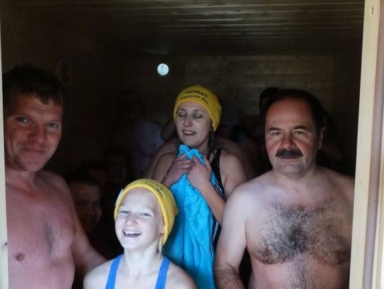 „Gdy Ci smutno, gdy Ci źle, wejdź do wody, nie bój się”  Inauguracja Sezonu Morsowań 2014/2015