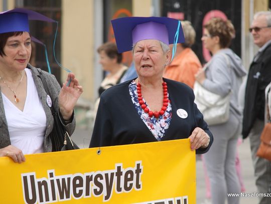 Kolorowa parada przeszła ulicami miasta