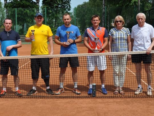 Krzysztof Wieteska triumfatorem IX Turnieju tenisa z Okazji Rocznicy 4 czerwca 1989 r. im. Grzegorza Haraśnego !!!
