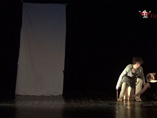 "Trzcina nigdy nie wyjdzie z człowieka" "Trzcina nigdy nie wyjdzie z człowieka"