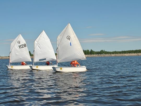 Optimistycznie z Tomaszowskim Klubem Żeglarskim Optimistycznie z Tomaszowskim Klubem Żeglarskim