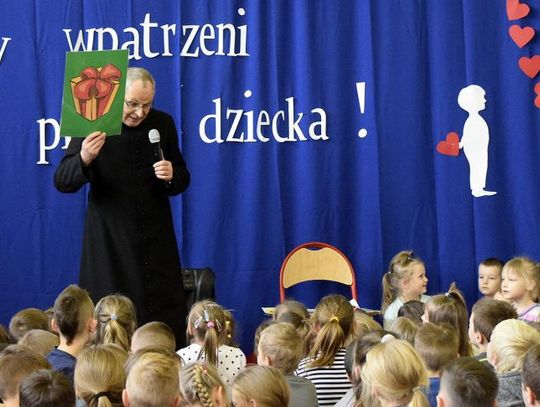 Ksiądz Biskup Antoni Długosz w &quot;Ósemce&quot;