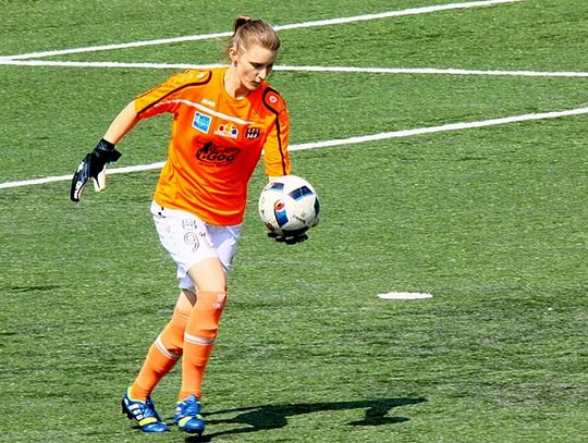 (FOTO) Świetna Swędrowska i punkt na początek