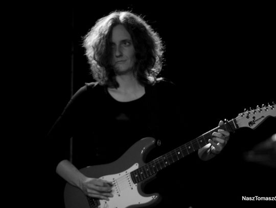 Gorący wieczór w bluesowym klimacie Gorący wieczór w bluesowym klimacie