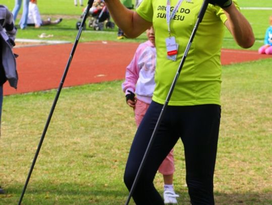 W czasie imprezy można było nauczyć się jak prawidłowo uprawiać nordic walking...