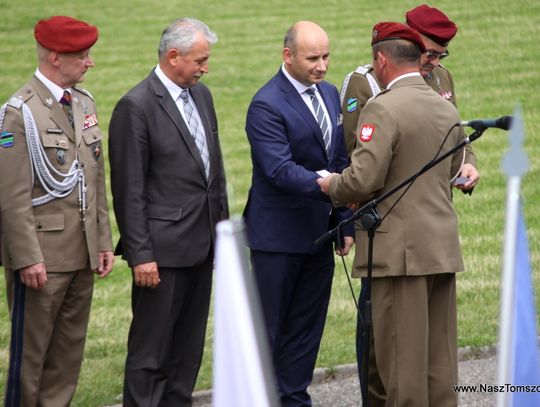 Defilowali kawalerzyści