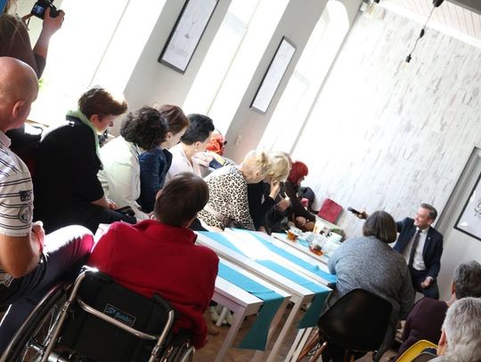 R. Biedroń wpadł na chwilę do Tomaszowa