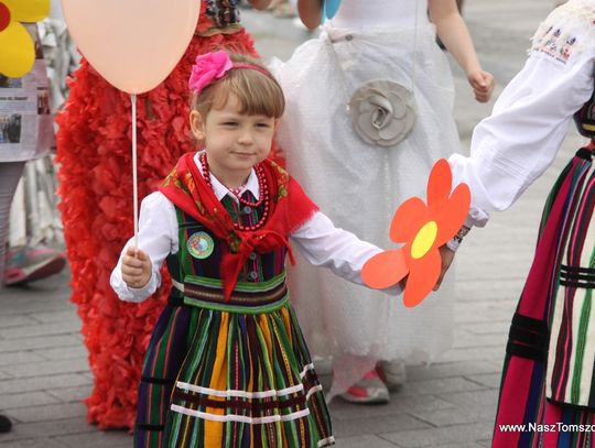 Kolorowa parada przeszła ulicami miasta