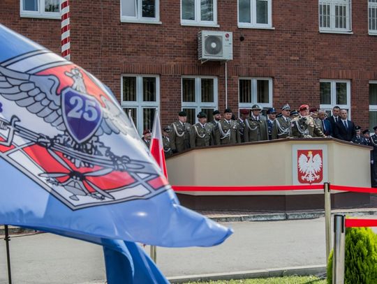 Przekazanie obowiązków dowódcy 25BKPow. Przekazanie obowiązków dowódcy 25BKPow.