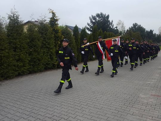 Adepci pożarnictwa na Dniu Strażaka