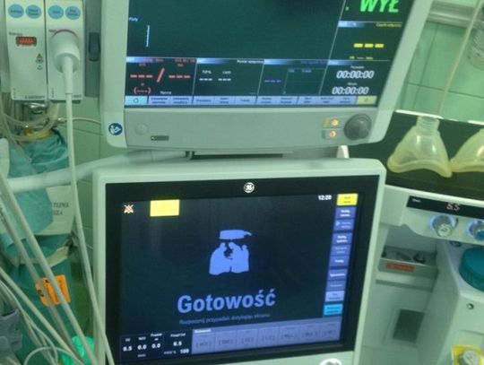 Anestezjolodzy z nowym sprzętem