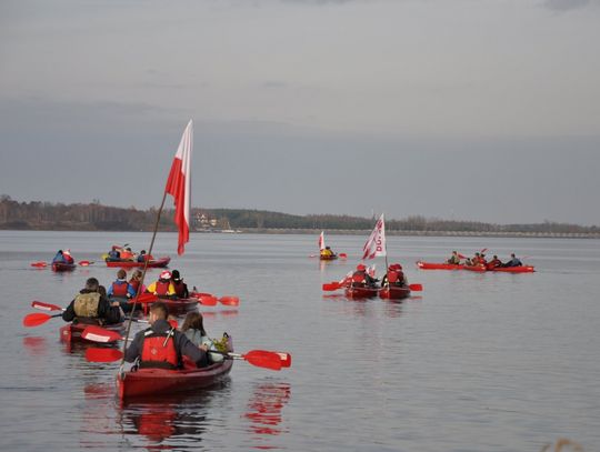 Kolejne Święto Niepodległości w kajaku