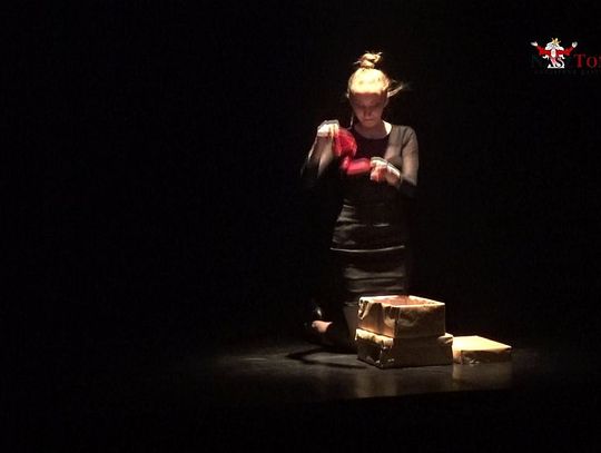 "Trzcina nigdy nie wyjdzie z człowieka" "Trzcina nigdy nie wyjdzie z człowieka"