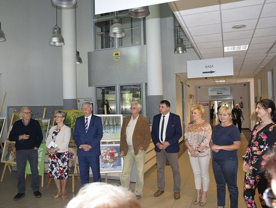 Wystawa - wiosenny salon prac plastycznych Wystawa - wiosenny salon prac plastycznych